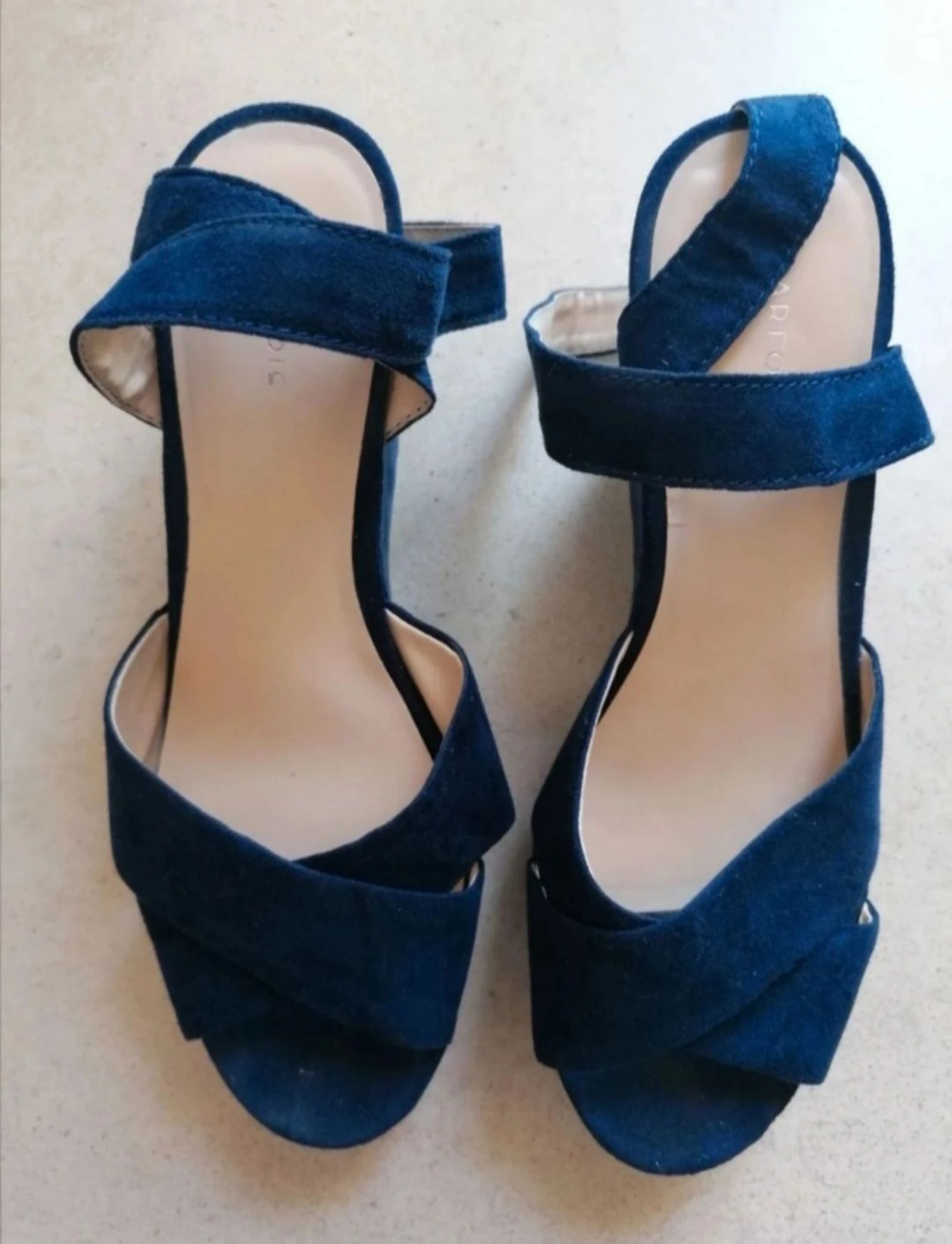 Zapato con cuña para mujer Parfois